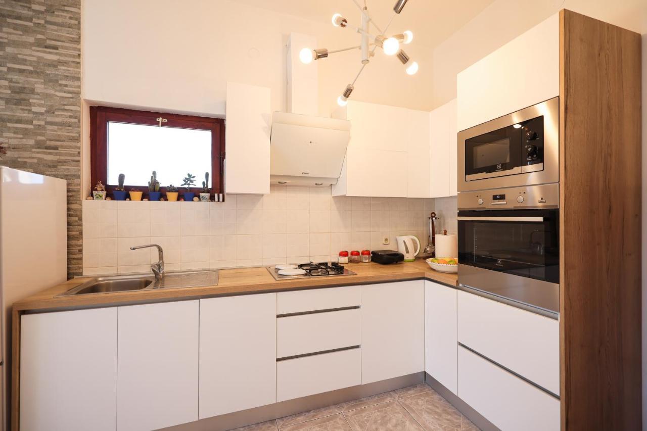 Apartments Marta Verunić Dış mekan fotoğraf
