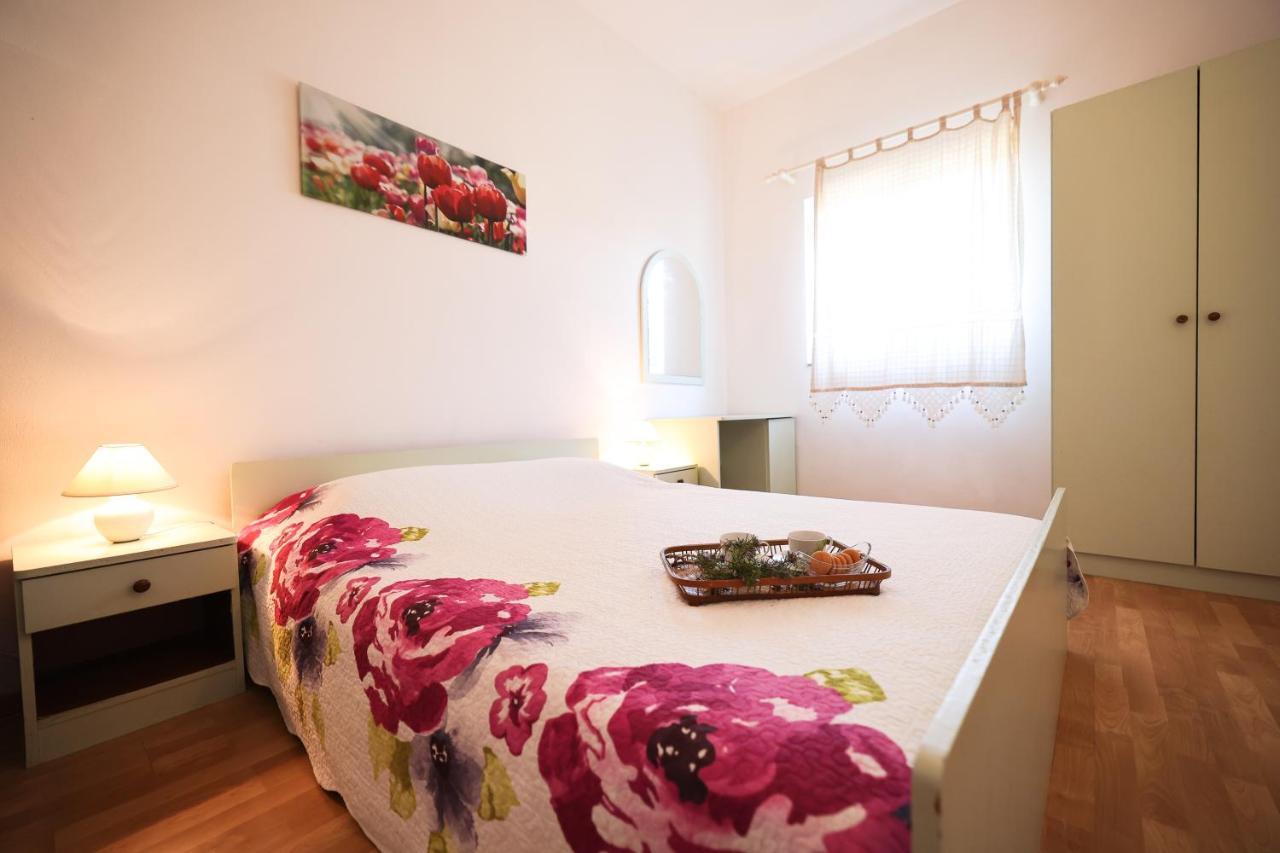 Apartments Marta Verunić Dış mekan fotoğraf
